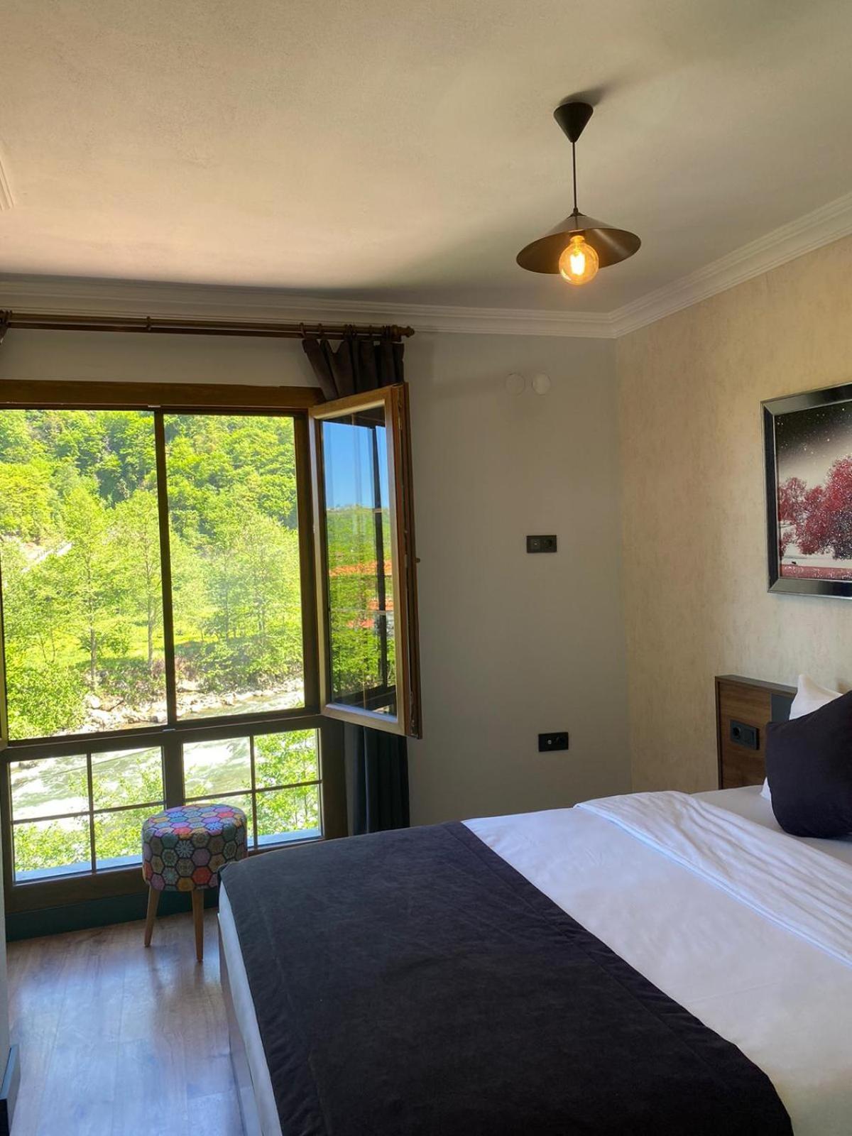 River Didi Otel รีเซ ภายนอก รูปภาพ